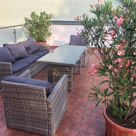 Castellum Apartmanhaz Gyula Exteriör bild