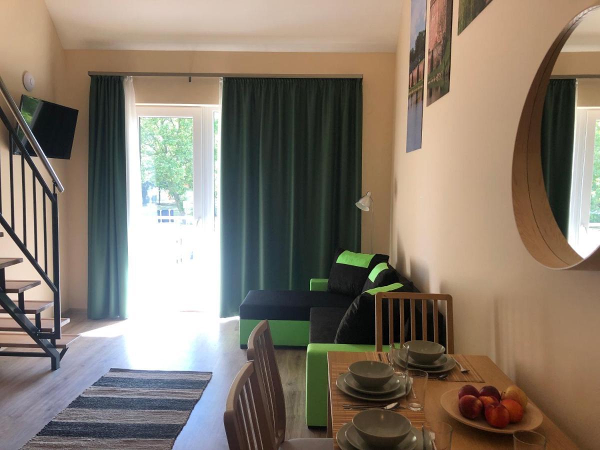 Castellum Apartmanhaz Gyula Exteriör bild