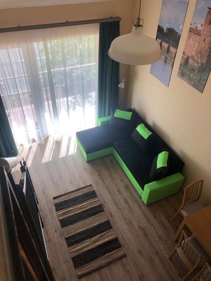 Castellum Apartmanhaz Gyula Exteriör bild